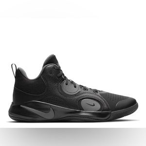NIKE Fly By Mid 2 NBK basketball/athletic shoes, size Men’s 7.5 Women’s 9